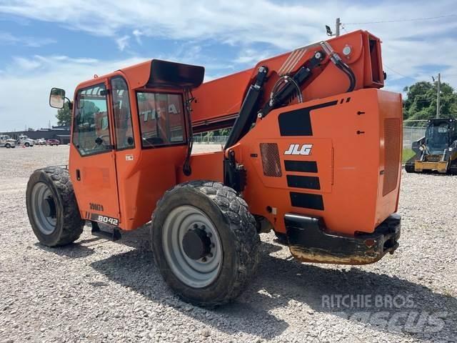 JLG 8042 مناولات متداخلة