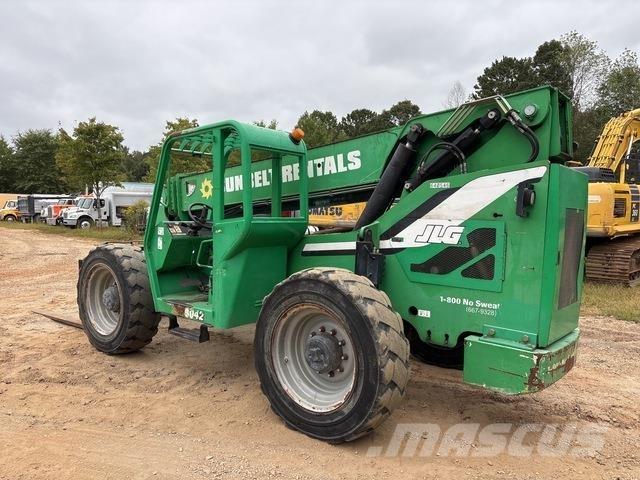 JLG 8042 مناولات متداخلة