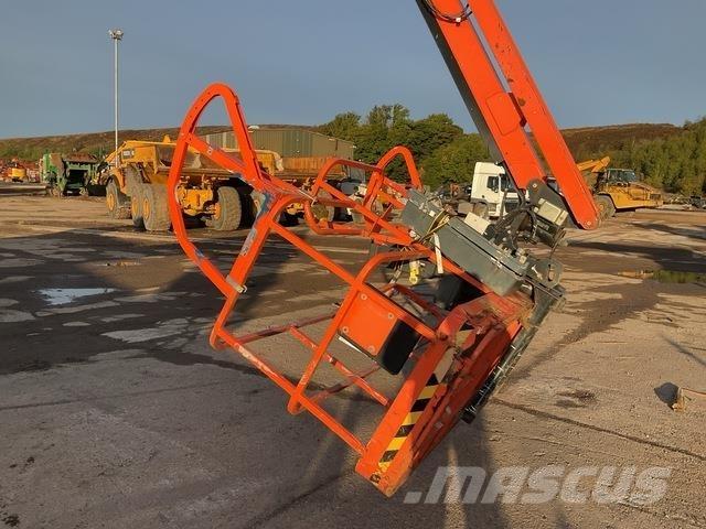 JLG 860SJ رافعات سلة مفصلية