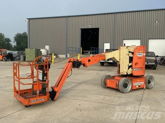 JLG E3000AJP رافعات سلة مفصلية