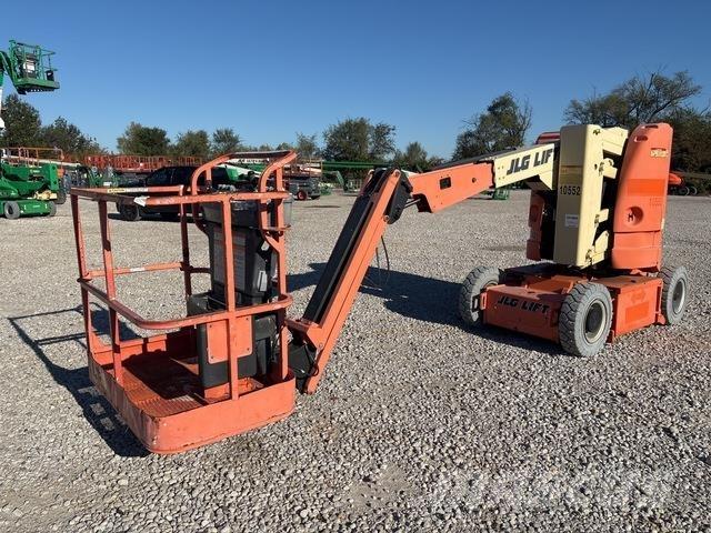 JLG E300AJ رافعات سلة مفصلية