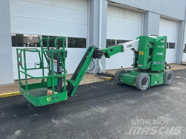 JLG E300AJP رافعات سلة مفصلية