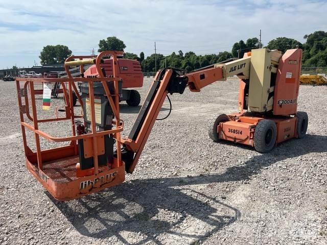 JLG E300AJP رافعات سلة مفصلية