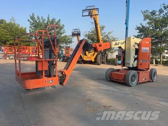 JLG E300AJP رافعات سلة مفصلية