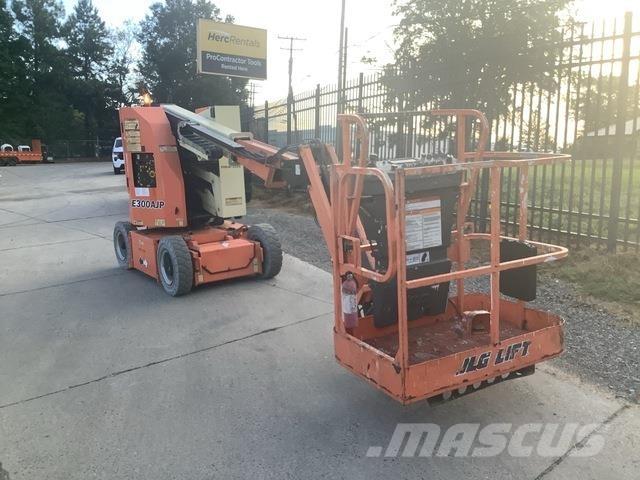 JLG E300AJP رافعات سلة مفصلية