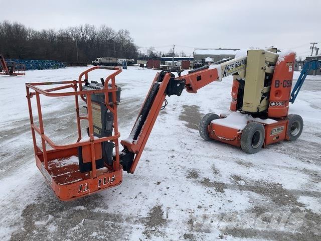 JLG E300AJP رافعات سلة مفصلية