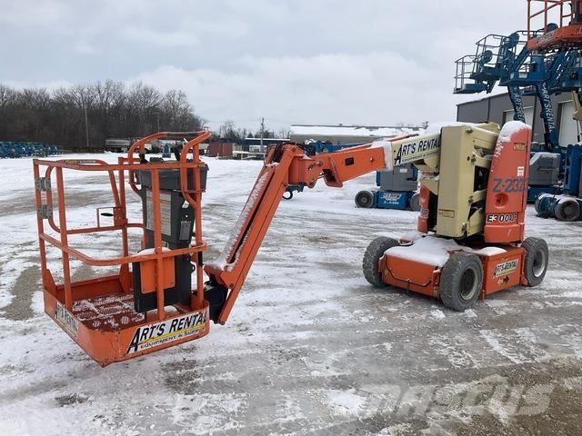 JLG E300AJP رافعات سلة مفصلية