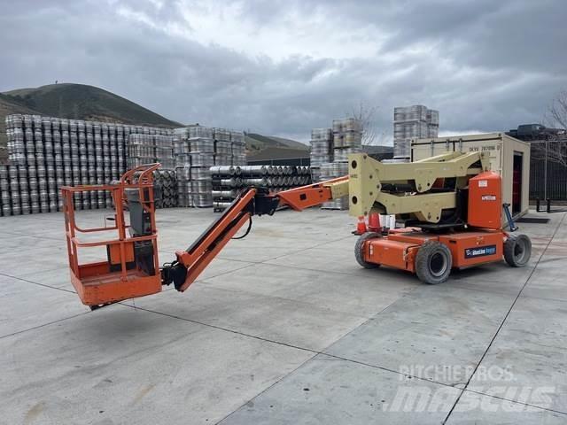 JLG E400AJPN رافعات سلة مفصلية