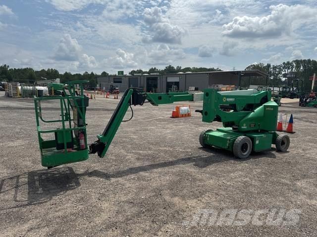 JLG E400AJPN رافعات سلة مفصلية