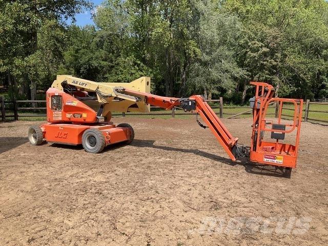 JLG E400AJPN رافعات سلة مفصلية