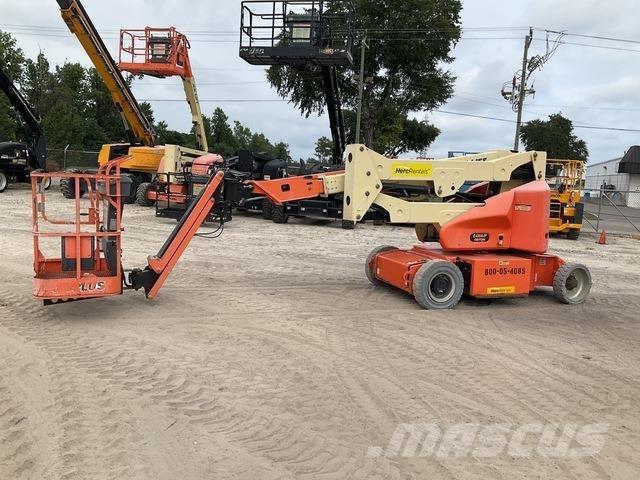 JLG E400AJPN رافعات سلة مفصلية