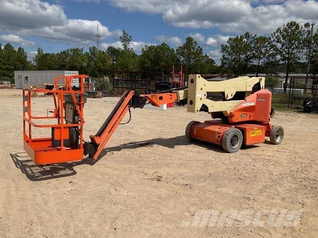 JLG E400AJPN رافعات سلة مفصلية