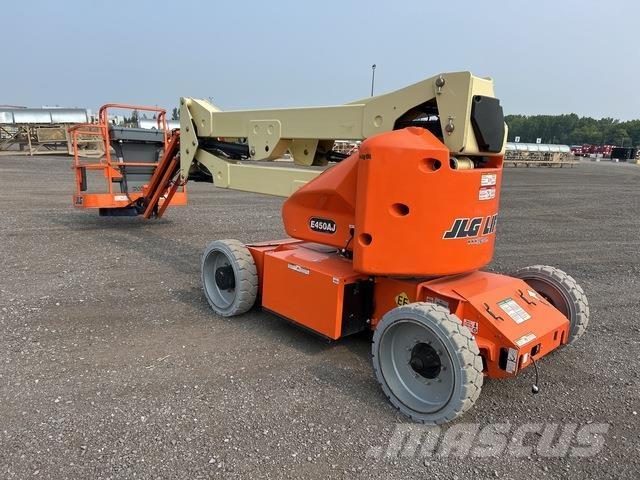 JLG E450AJ رافعات سلة مفصلية