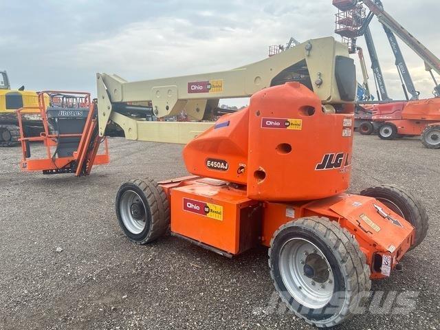 JLG E450AJ رافعات سلة مفصلية