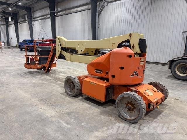 JLG E450AJ رافعات سلة مفصلية