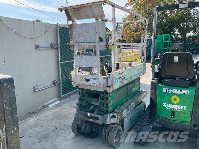 JLG ES1932 رافعات مقصية الشكل