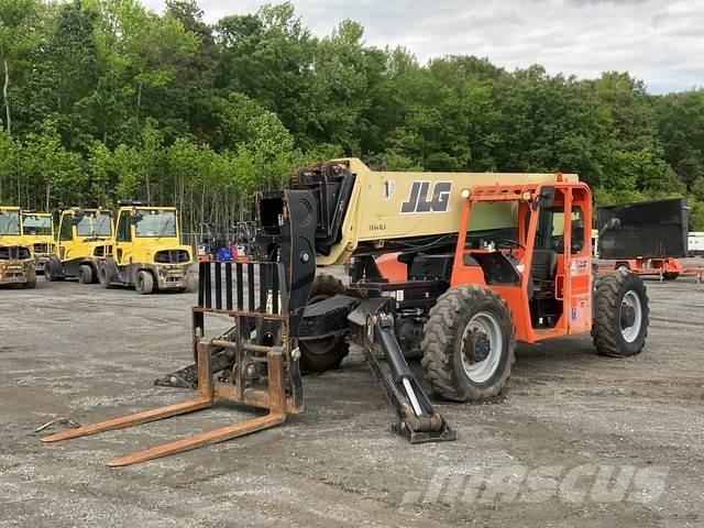 JLG G12-55A مناولات متداخلة
