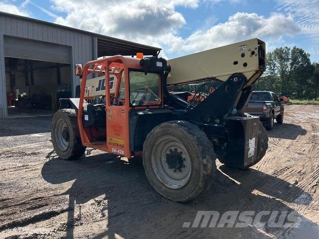 JLG G6-42A مناولات متداخلة