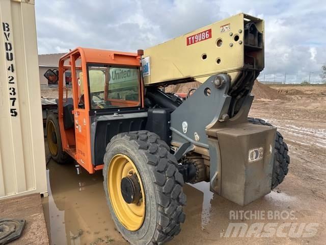 JLG G9-43A مناولات متداخلة