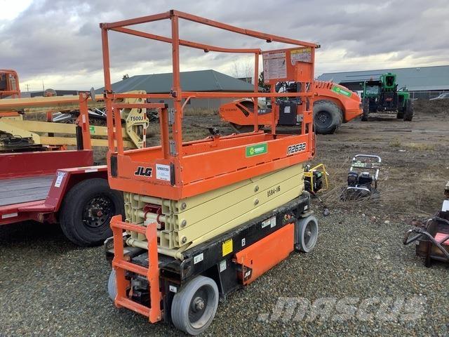 JLG R2632 رافعات مقصية الشكل