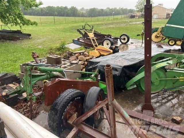 John Deere  أخرى