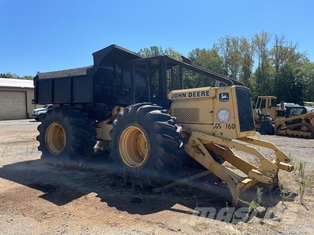 John Deere  ساحبات مفصلية