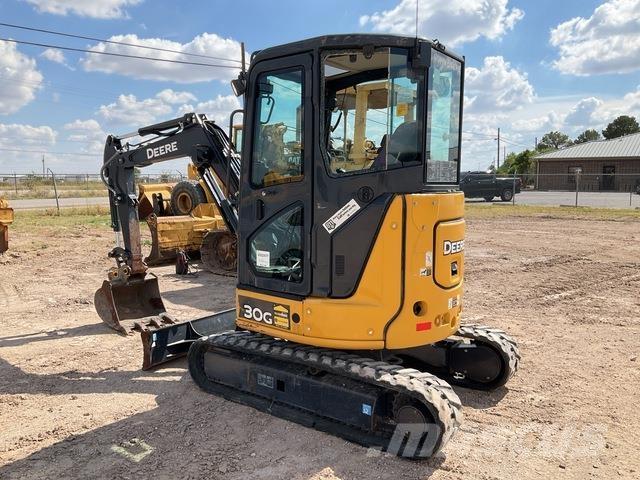 John Deere 30G حفارات زحافة