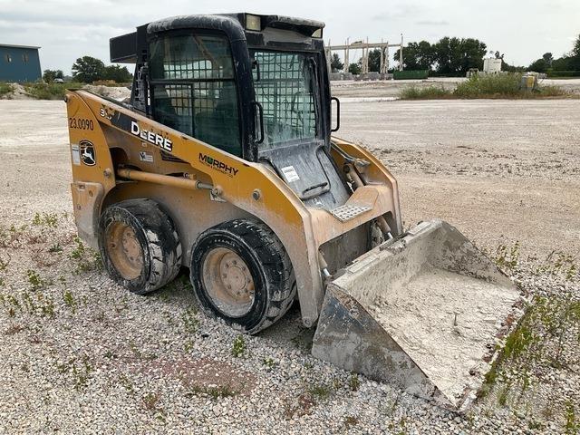 John Deere 315 لوادر انزلاقية التوجيه