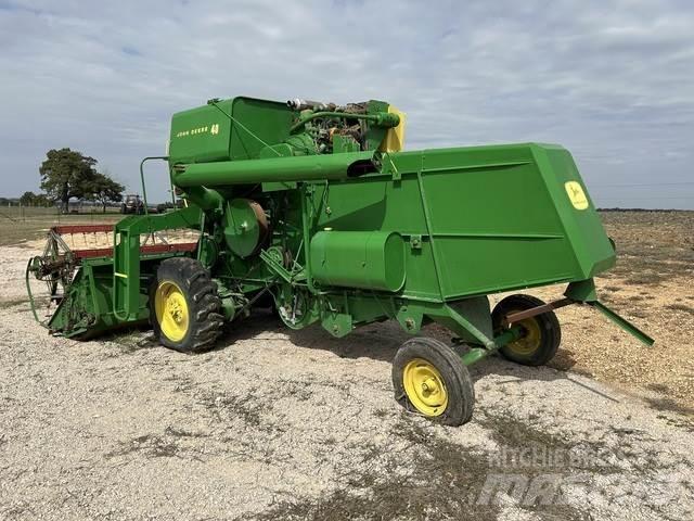 John Deere 40 حصادات