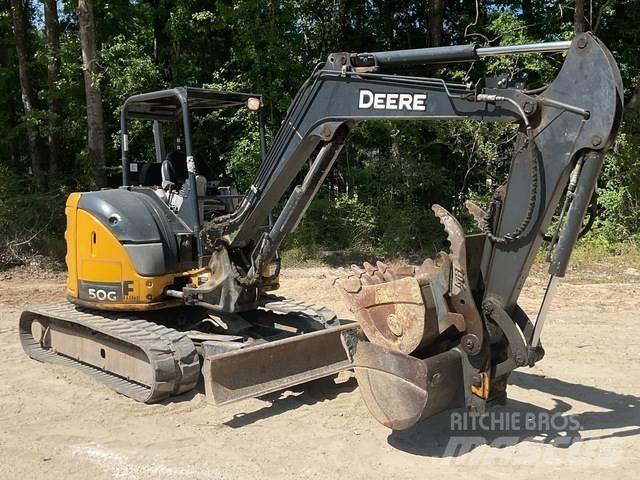 John Deere 50G حفارات زحافة