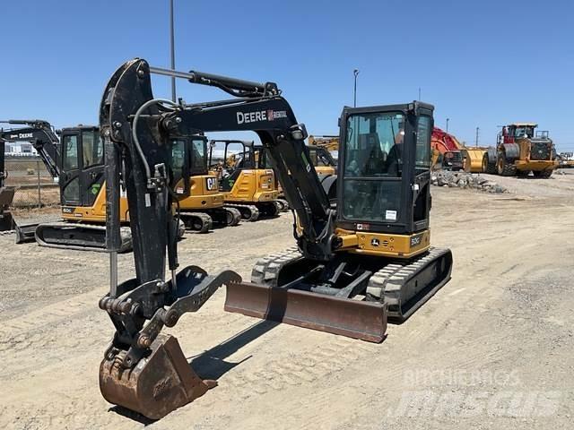 John Deere 50G حفارات زحافة