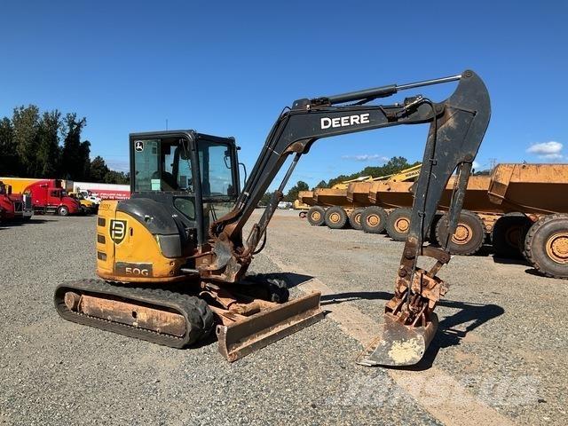 John Deere 50G حفارات زحافة