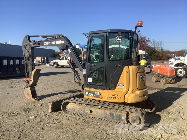 John Deere 50G حفارات زحافة