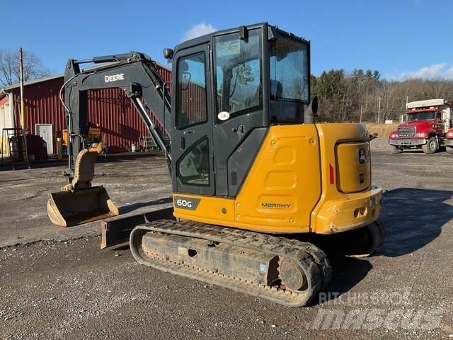 John Deere 60G حفارات زحافة