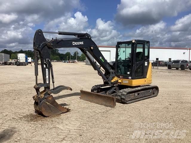 John Deere 60G حفارات زحافة