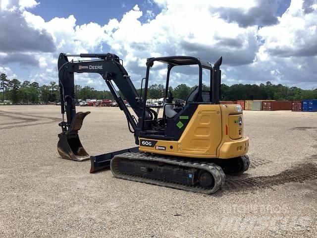 John Deere 60G حفارات زحافة