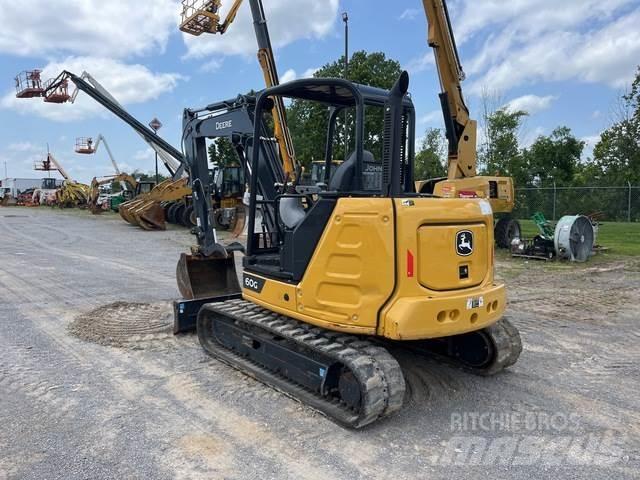 John Deere 60G حفارات زحافة