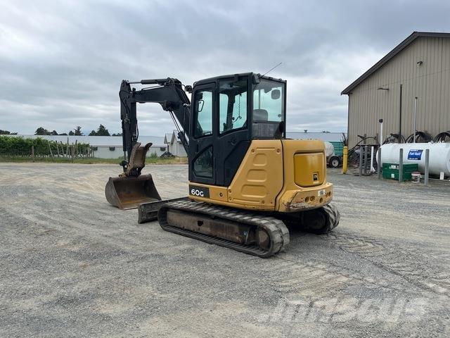 John Deere 60G حفارات زحافة
