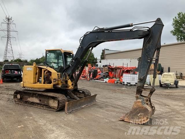 John Deere 85D حفارات زحافة