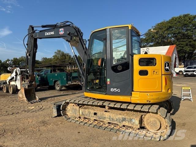 John Deere 85G حفارات زحافة