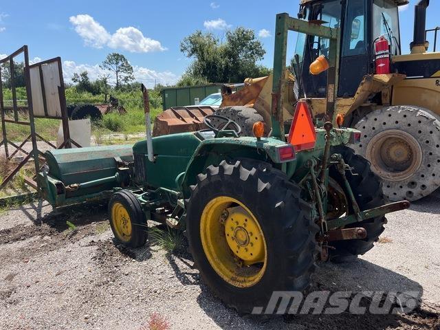 John Deere 970 كاسحات داخلية