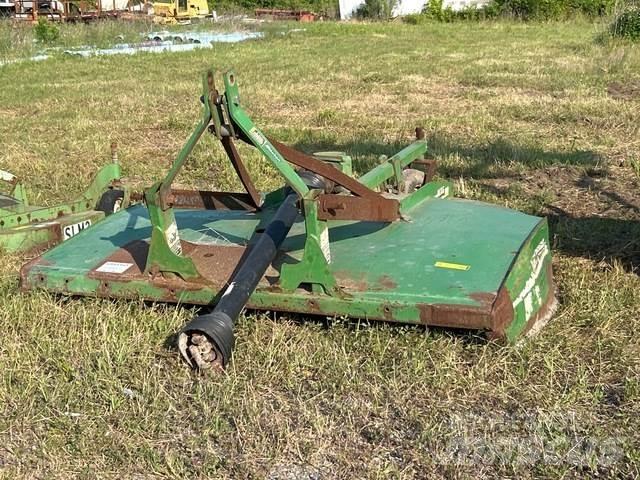 John Deere MX6 جزازات وأغطية المراعي