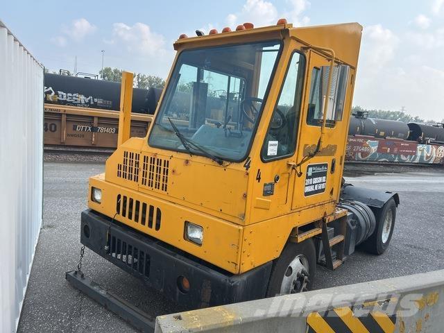 Kalmar  جرارات صالات المطارات