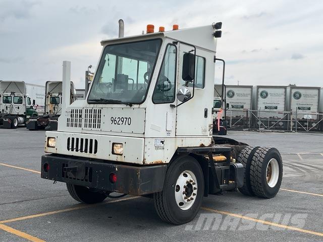 Kalmar  جرارات صالات المطارات