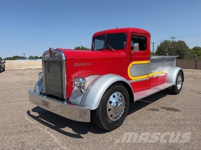 Kenworth  شاحنات خفيفة/مفصلية الجوانب