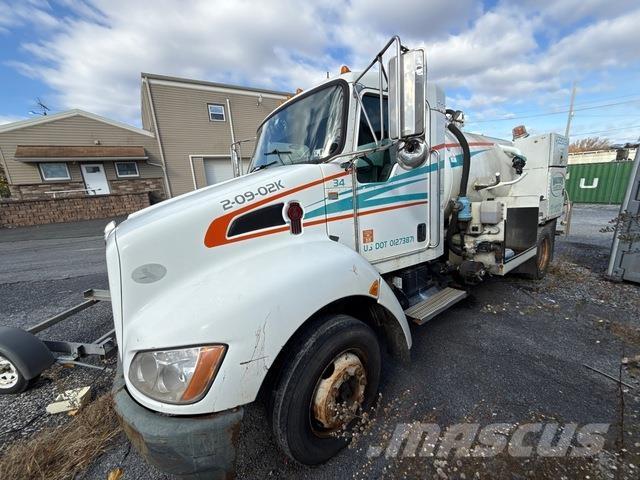 Kenworth  شاحنات مزدوجة / خلخلة