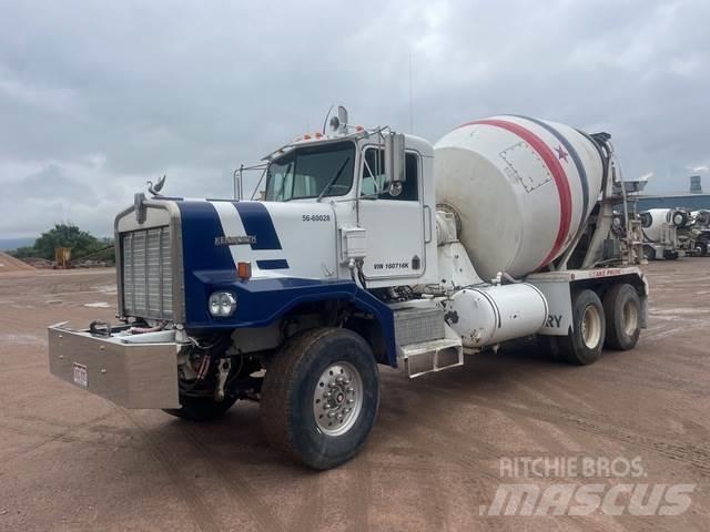 Kenworth C500 شاحنات أخرى