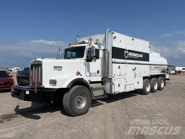 Kenworth C500 شاحنات ذات صهاريج