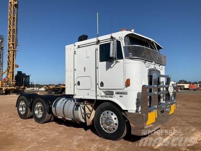 Kenworth K100E وحدات الجر
