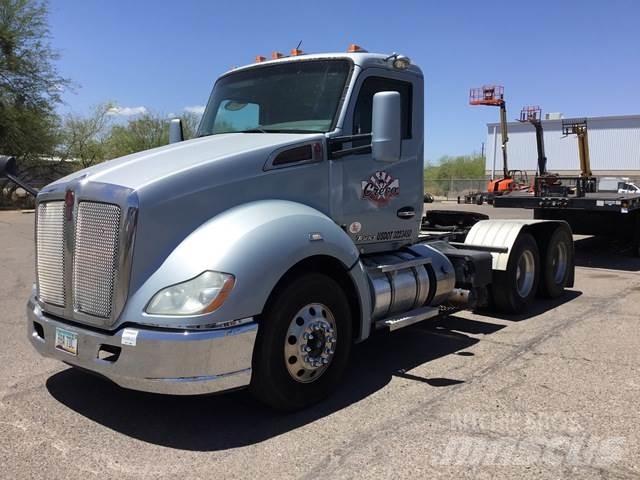 Kenworth T-680 وحدات الجر